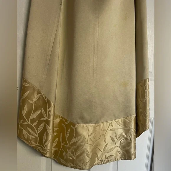 ✨ Prada Silk Skirt – Made in Italy | Gold | Size 40 (US 6) Luxury Repurpose - Picture 13 of 13